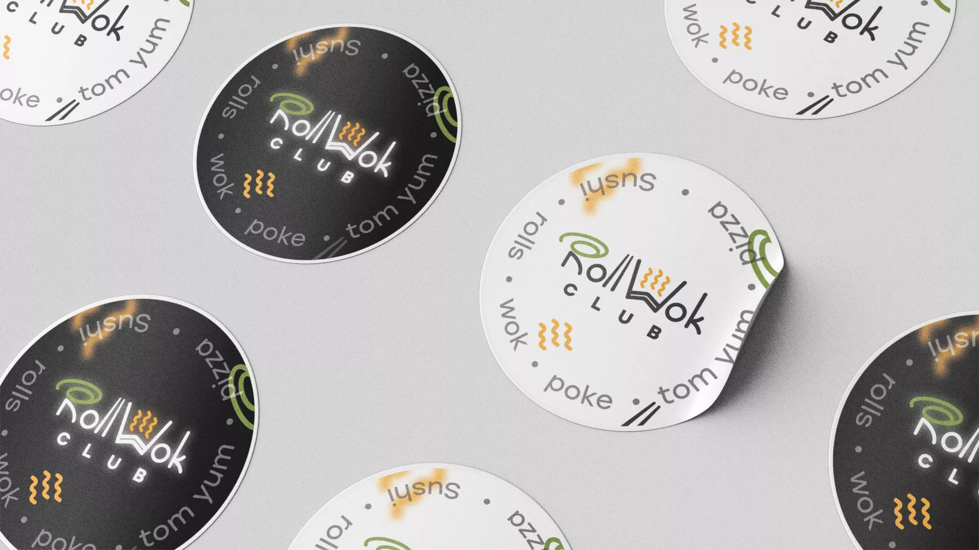 Разработка наклеек для суши-бара «Roll Wok Club» в Чердыни