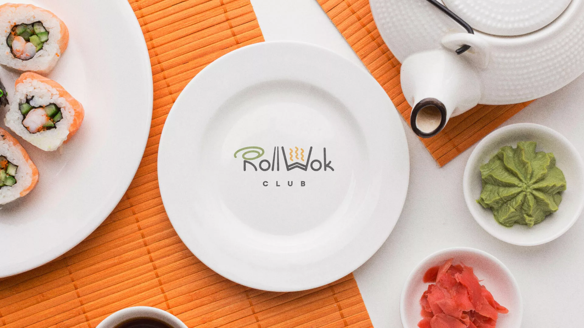 Разработка логотипа и фирменного стиля в Чердыни для суши-бара «Roll Wok Club» Разработка логотипа и фирменного стиля в Чердыни для суши-бара «Roll Wok Club»